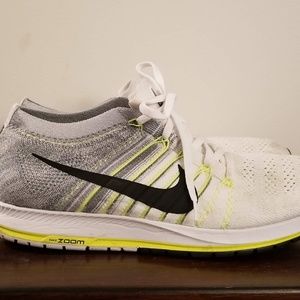 Nike Flyknit racer
